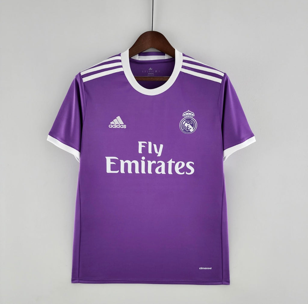 Replica Retro Real Madrid Home Kit (Pre-order)